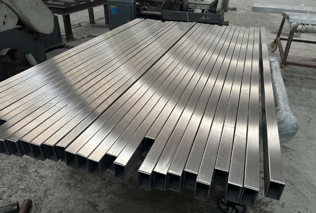 红河不锈钢方管